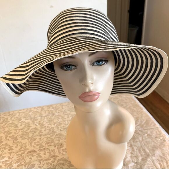 Ralph Lauren Chaps Floppy Bucket Hat Blue & White Adj Head Strap OSFA Gorgeous - Picture 1 of 8